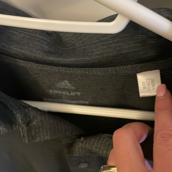 Men’s Addidas L golf shirt - Picture 2 of 7